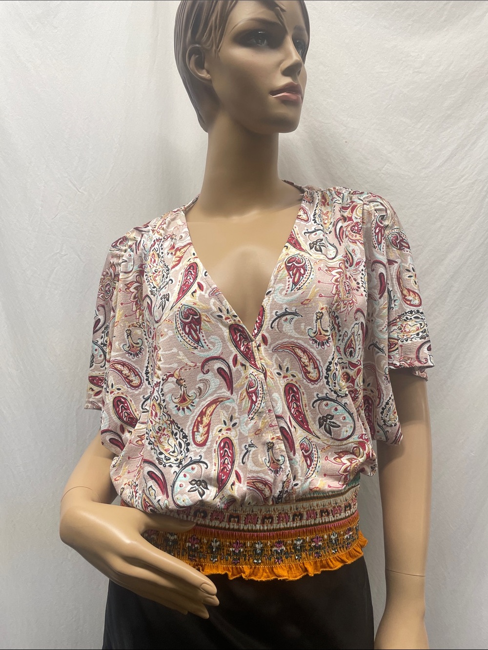 MELLODAY Women's Paisley Print V-Neck Smocked Waist Top